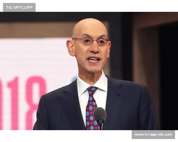 亚当-萧华亲临总决赛G来啦华子!NBA总裁现场督战彰显关注(亚当萧华发表声明) 亚当-萧华亲临总决赛G来啦华子!NBA总裁现场督战彰显关注(亚当萧华发表声明)